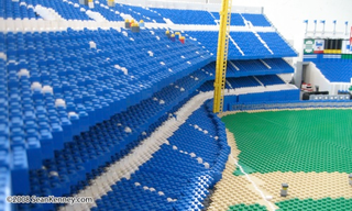 Illustration for article titled Yankee Stadium Gets a Glorious Lego Send-Off
